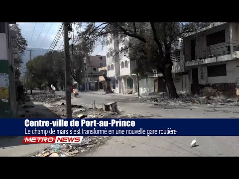 Centre-Ville De Port-Au-Prince, Le Champ De Mars Sest Transformé En Une Nouvelle Gare Routière.