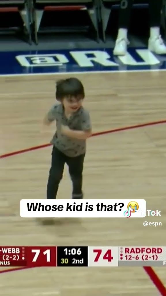 Whose kid is that? #hoodnews #kid #fan #fans #basketball #sports #kids #viralvideo #viralshorts #omg
