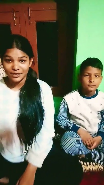 Itni Si Hasi Itni Si Khushi Lyrics Itni si hasi itni si khushi#brothersister #love - YouTube