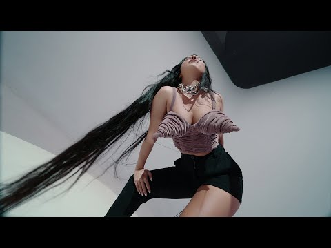 Inna X Dhurata Dora X Stefflon Don - Yummy