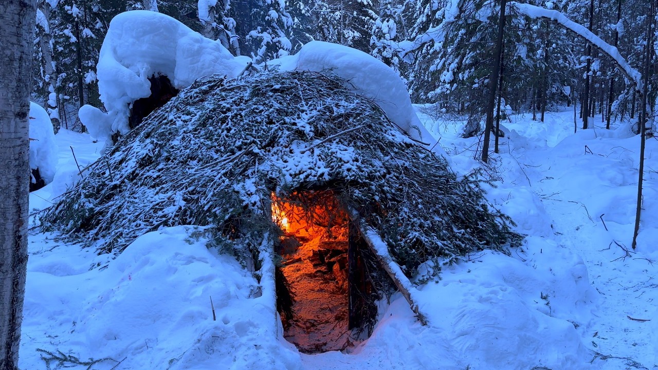 Building a hidden survival shelterin -15°C, 5°F. Alone in the forest at night. Part 2