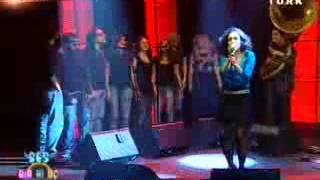 Yasemin Mori ft. Boğaziçi Jazz Choir - Arjantin (Live)