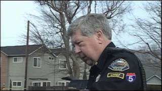 Neighbors assist stabbing victim after hearing her cries for help - Jan 4th, 2015