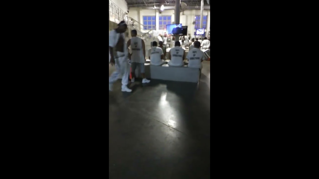 El paisa en la prsion/los buchones de culiacan/video desde la prisión/jem-k un preso en el mundo rea sharingbox