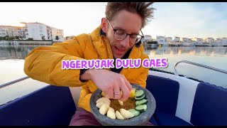 Nikmatnya Ngerujak Sambil Keliling Naik Kapal di Barcelona - DIARY BAHAGIA