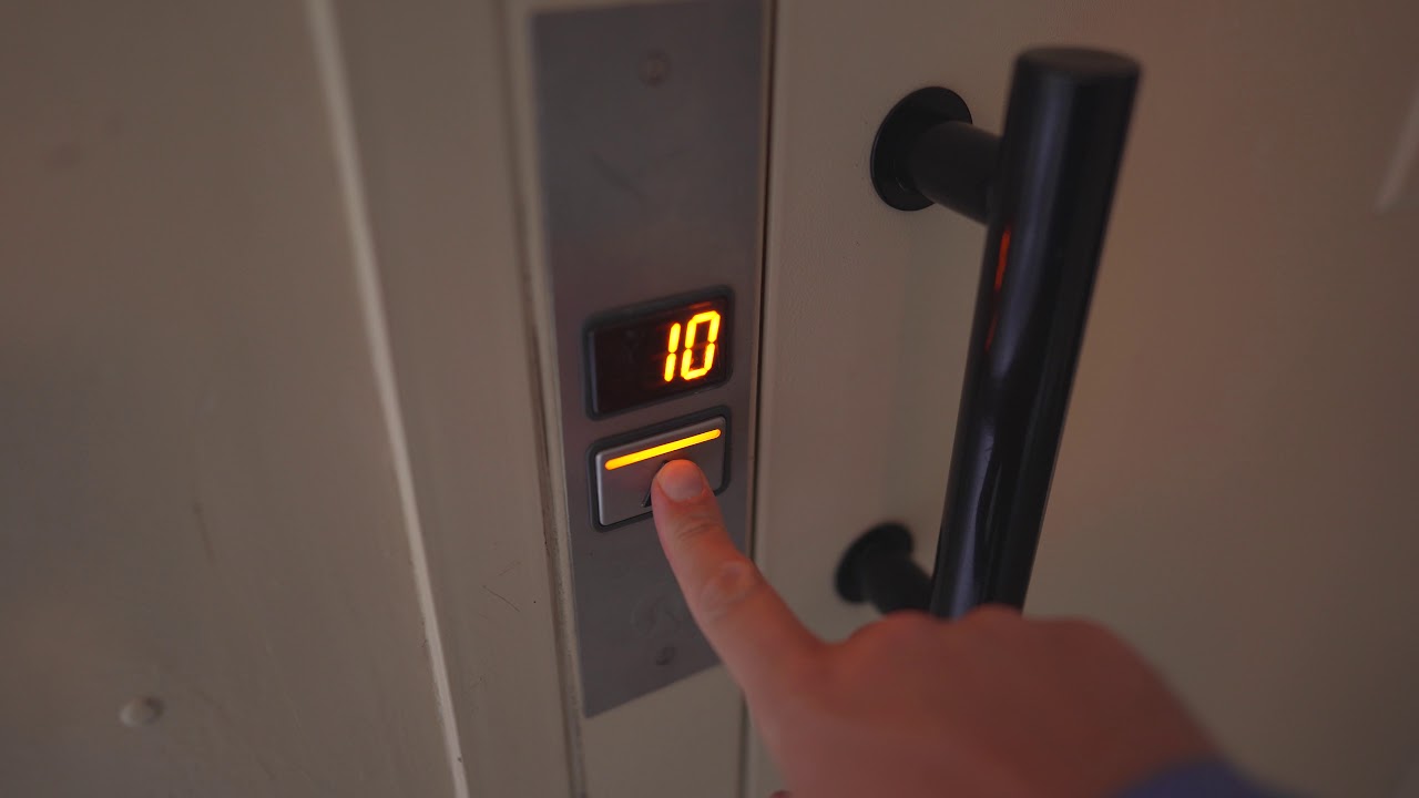 Czech Republic, Prague, Jílovská 425, Schindler elevator - going up