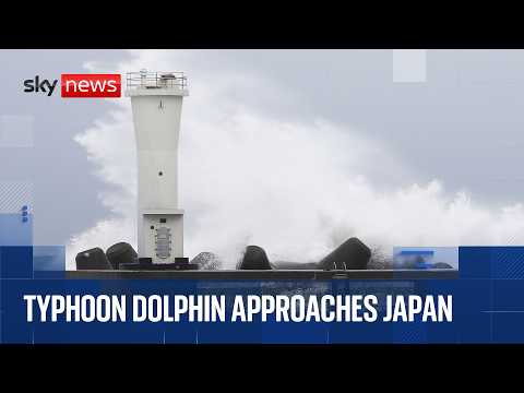 Typhoon approaches Japan's Ogasawara Islands