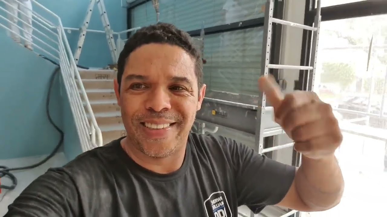 Conheça um pouco do processo de pintura da obra em São Paulo.