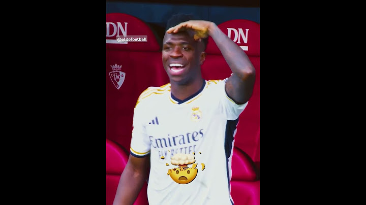 When players Try to Score From Half way🤯