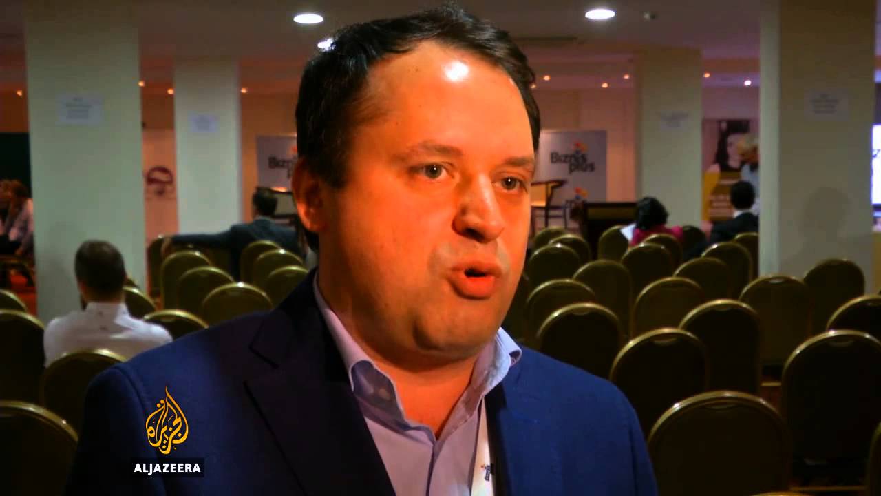 الربط الإقليمي لمواضيع Business Plus