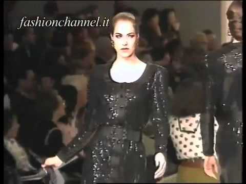 Jean Louis Scherrer Haute Couture fashion show fall winter 1993-1994