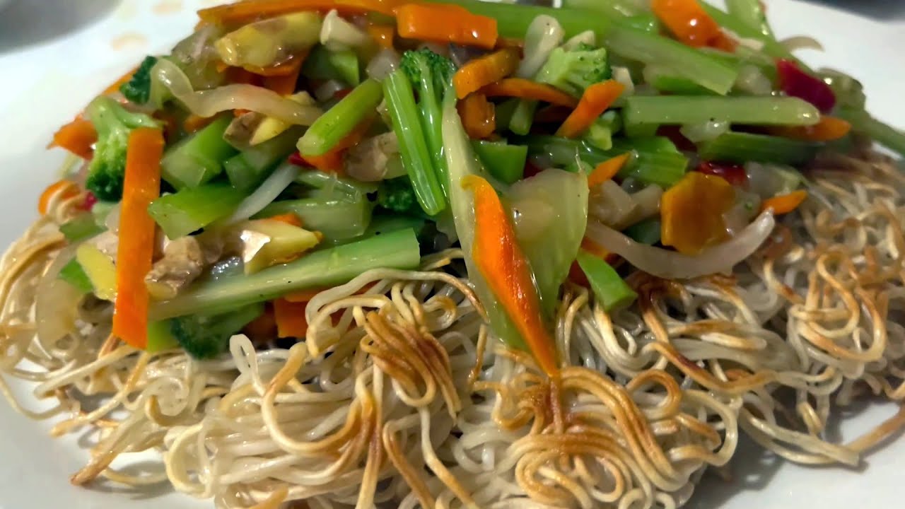 How To Stir Fry Frozen Vegetables Crispy Noodles Delicious Chinese chinese-cooking-at-home-hainanese-chicken-online-class-gifts
