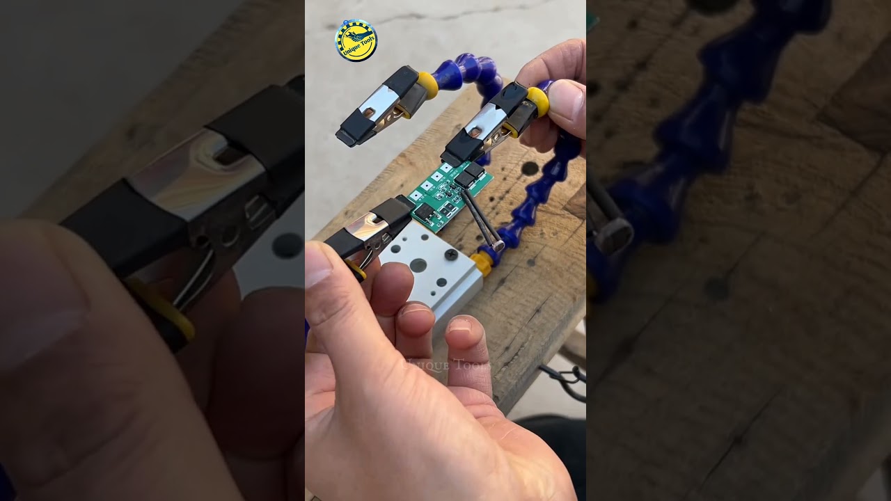 4-Arm Helping Hands Tool – Flexible Soldering Assistant for DIY & Electronics Projects