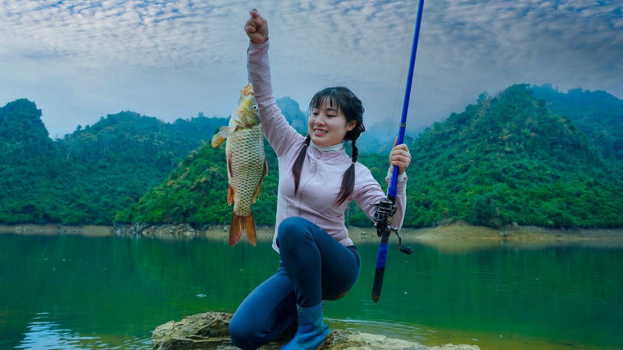 Lake Life Challenge: 30 Days Living, Building, and Fishing on the Water