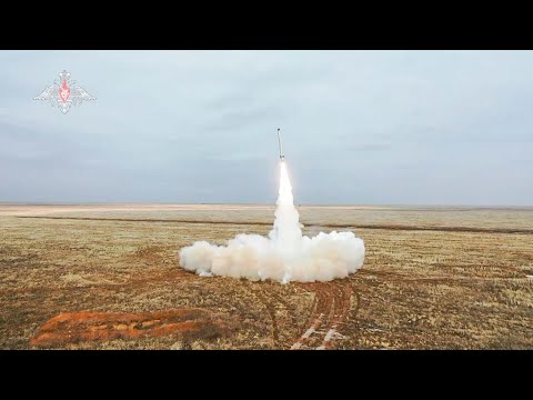 Пуск крылатой ракеты оперативно-тактического РК «Искандер» в рамках планового учения
