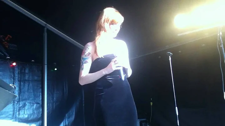 Patricia Bull - Warwick Avenue(cover)