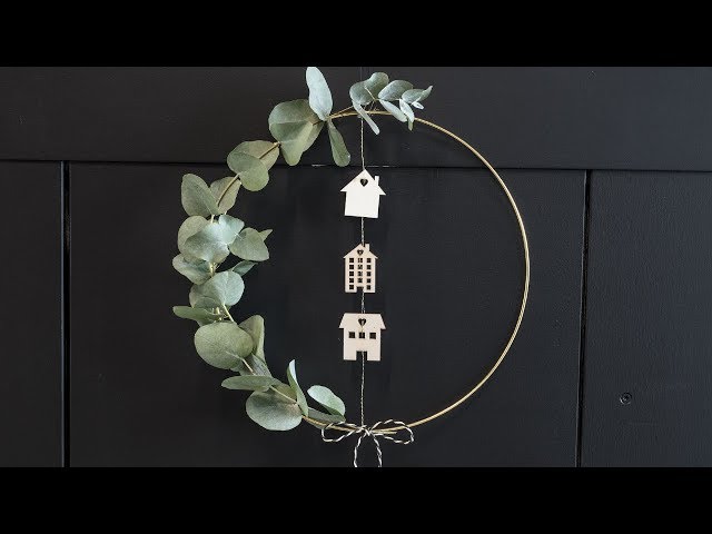 DIY : Make a wreath for the door by Søstrene Grene