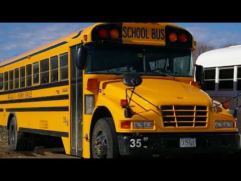 How Trucks and Other Large Vehicles Use Roundabouts