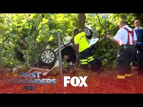 mangled-car-in-tree-confuses-first-responders-|-season-1-ep.-11-|-first-responders-live