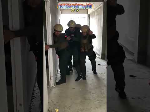 soldiers training fail 🤣😂#soldiers #army #funnyshorts