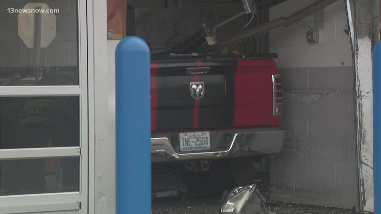 3 hurt when truck crashes into Walmart - YouTube