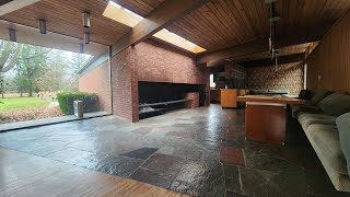 Exploring an abandoned Midcentury Home of a Prominent Doctor