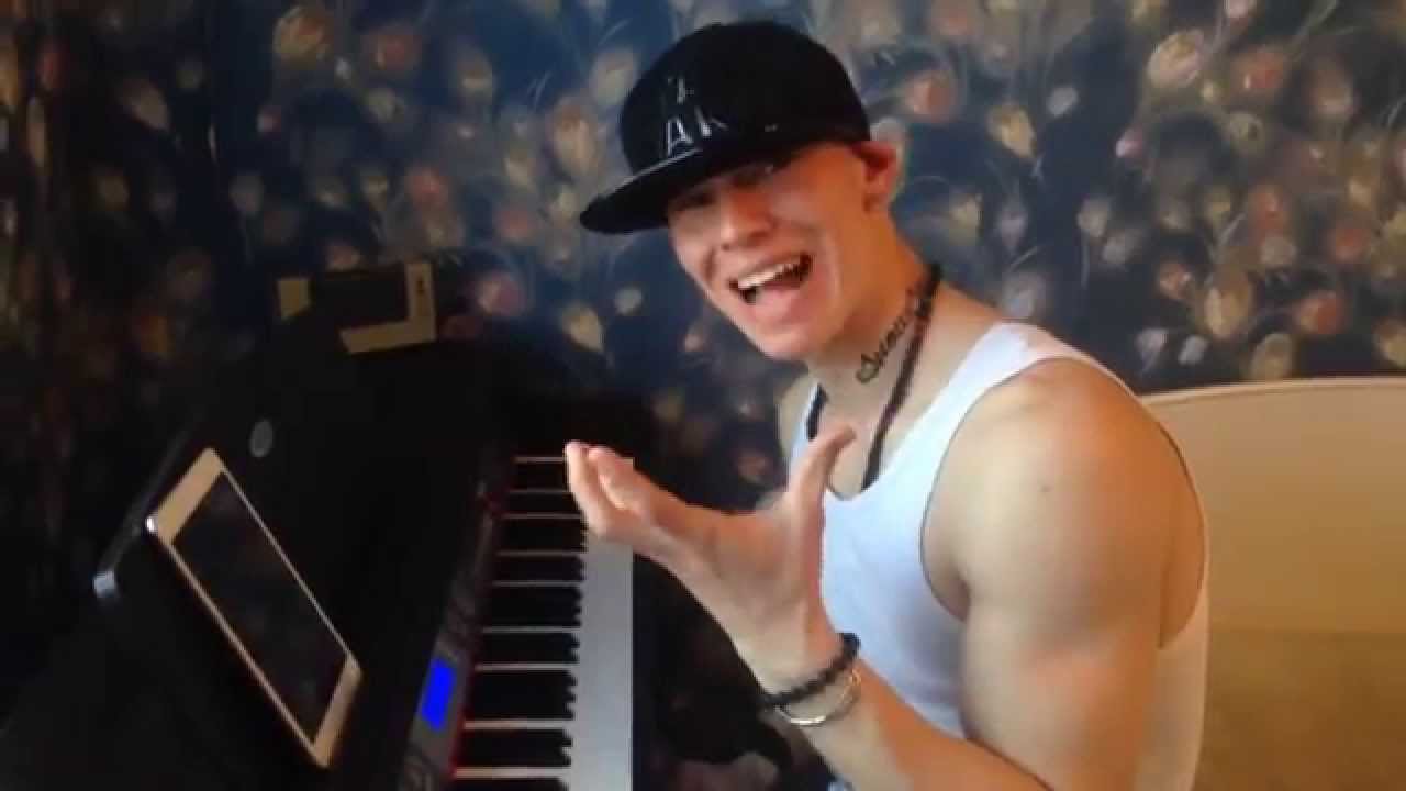 Правильный урок по фортепиану с Данилом Прытковым