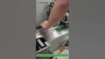 Automatic cutlery packing machine：Single spoon automatic feeding and packaging