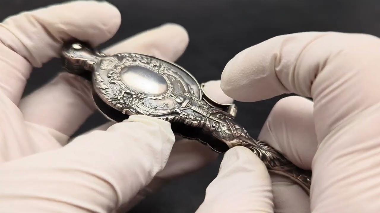 米国アンティーク 純銀製 細密装飾 携帯用折りたたみ式眼鏡 ロニエット