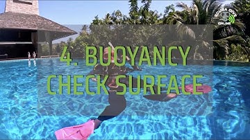 How to demonstrate Buoyancy Check at the Surface | PADI IDC