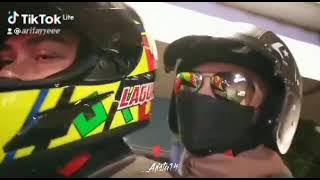 Story naik motor bareng pasangan bikin baper || auto jomblo gigit jari hehe