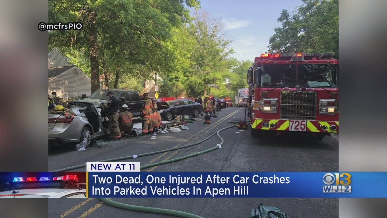 2 Dead, 1 Injured After Car Crashes Into Parked Vehicles - YouTube