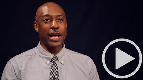 How to Network in a Room Full of Strangers - Phil McKenzie