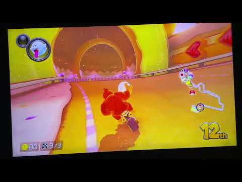 Mario Kart 8 Deluxe Donkey Kong Gets Last Place In Mirror Mushroom Cup
