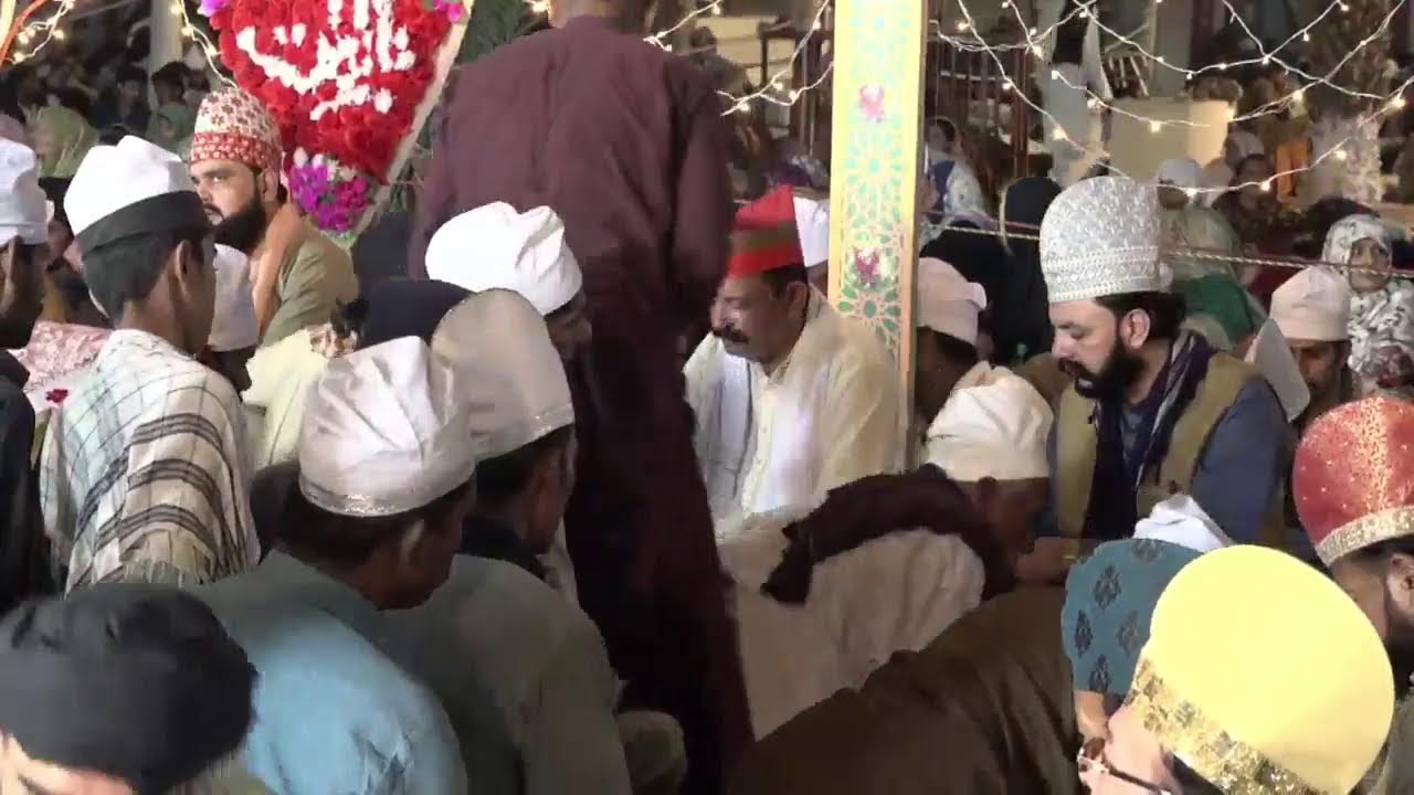 عرس مبارک کے موقع پر انعام صابر قوال کی حاضری