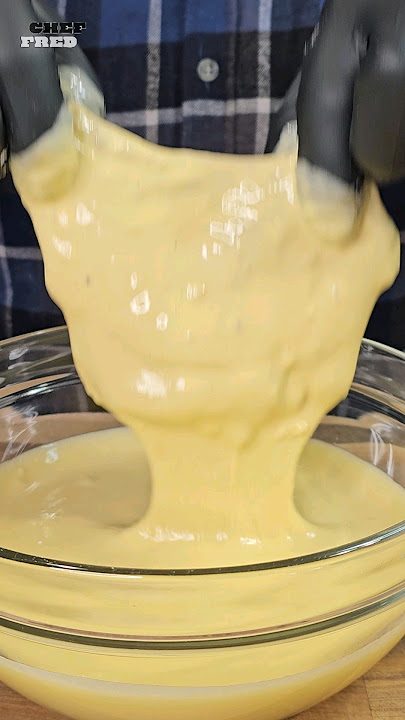 Gustavo's Precision-Cooked Crispy Chicken Chemistry!😋 #shorts #breakingbad #friedchicken #lospollos