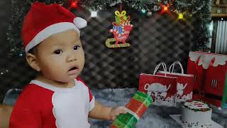 CHRISTMAS Theme | Sofia @ 11 months old | Sofia Game Farm (SGF) screenshot 4