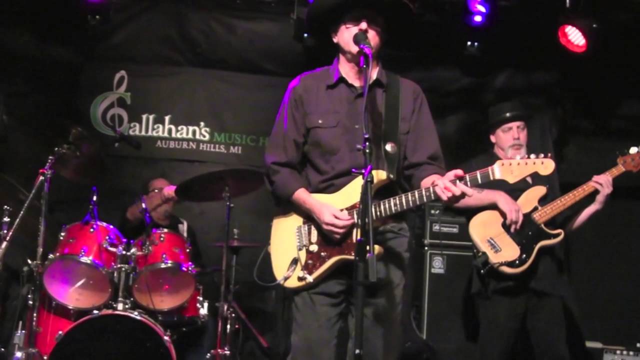''HEART ON THE GROUND'' - STEVE GORNALL @ Callahan's, Dec 2015