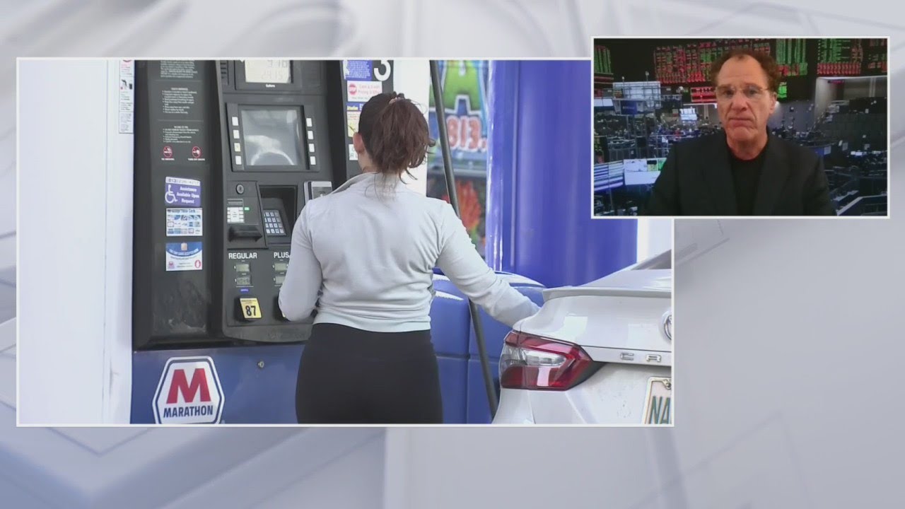 Read more about the article Illinois residents to face increased taxes on gas grocery shopping – FOX 32 Chicago