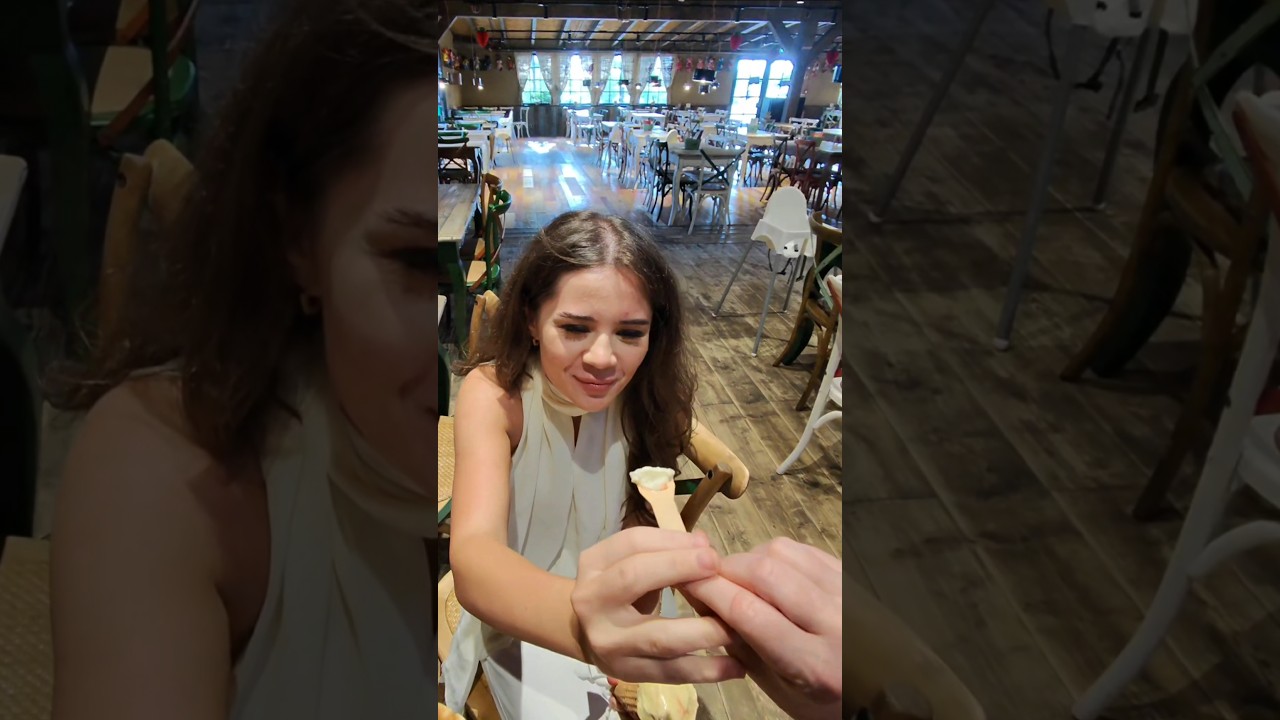 дай покормлю🤣#video#deutschervlog#new#family#food#short
