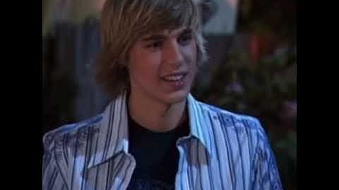 Stan Twitter: I’m Hannah Montana