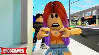 MY CRUSH WAS SECRETLY STALKING ME!!| ROBLOX MOVIE (CoxoSparkle)