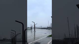 El frio y la lluvia vuelve a A Coruña por Navidad