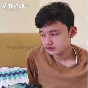 alwi masih tidur di bangunin sama mona😂