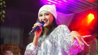 haruskah aku mati jihan audy live in metro cafe probolinggo