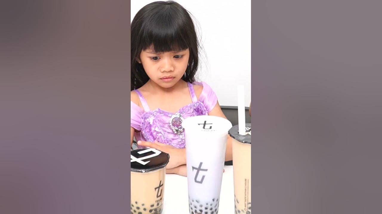 BOBA CHALLENGE with ARIANA