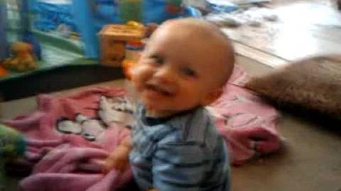 Jonas giggle