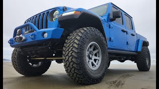 Topless Jeep Long Beach 2023