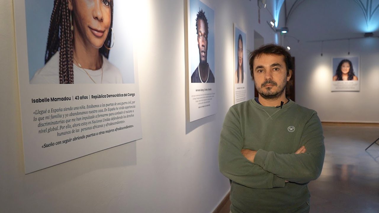 Alberto Pla, antiguo alumno de Psicología y autor de la exposición 