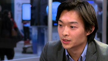 Subscription Sample Services - Amber Mac Gets the Goods on Loose Button